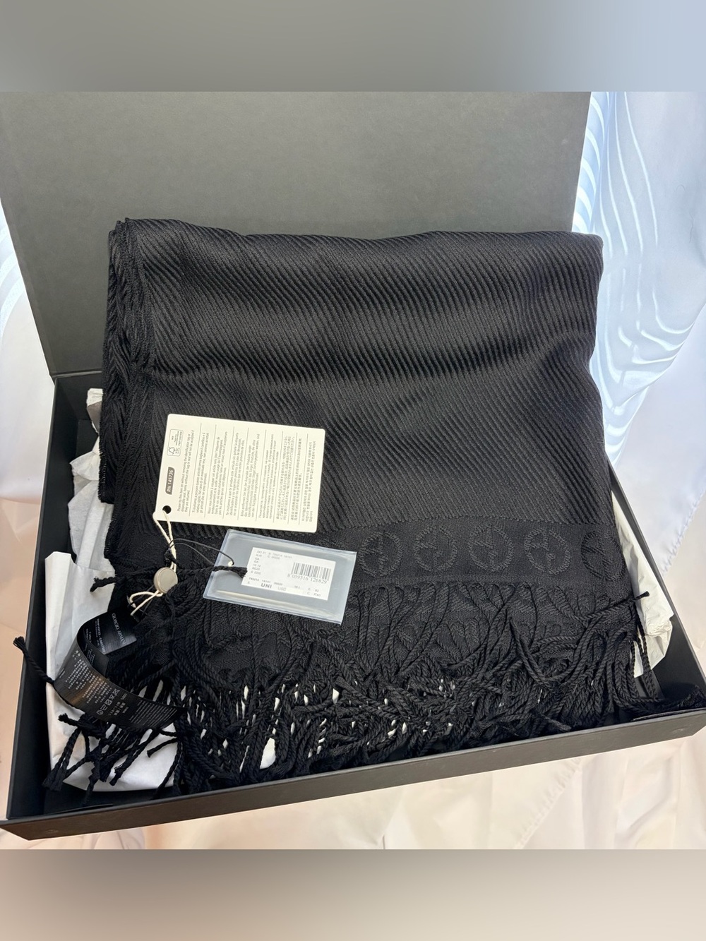 NWT GIORGIO ARMANI Black Wool Scarf/Wrap with Logo & Fringe 140 x 150